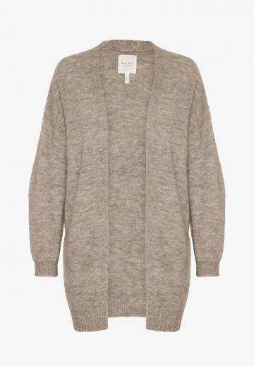 Длинный жилет