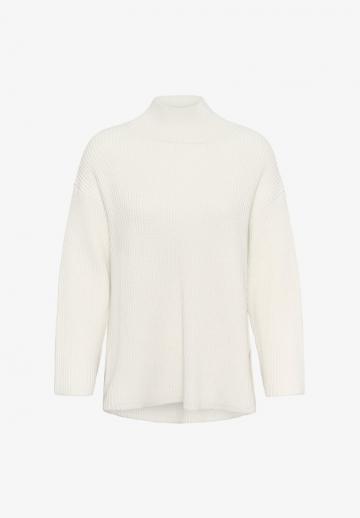 Пуловер в полоску