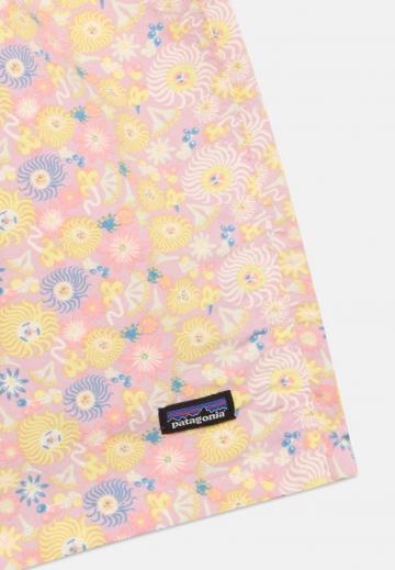 Спортивные шорты