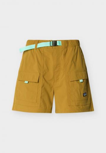 Юбка с накладными карманами