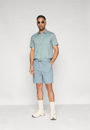 Рубашка с коротким рукавом