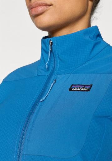 Спортивная куртка