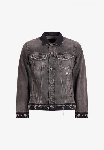 Джинсовая куртка