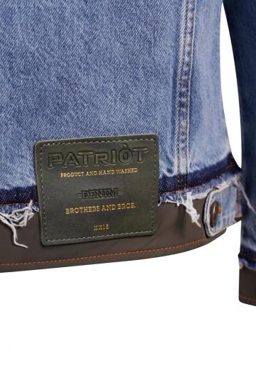 Джинсовая куртка