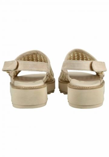 Босоножки на платформе