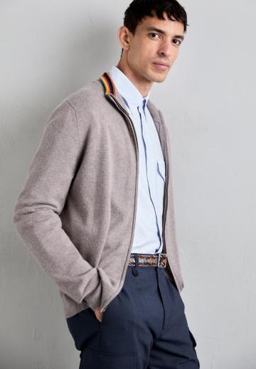 Вязаная кофта