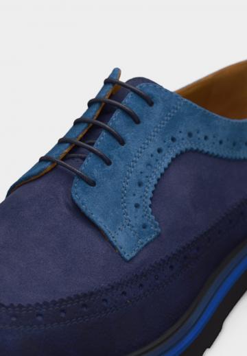 Ботинки на шнуровке