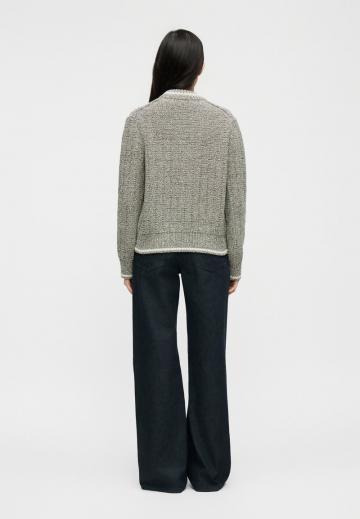 Вязаная кофта