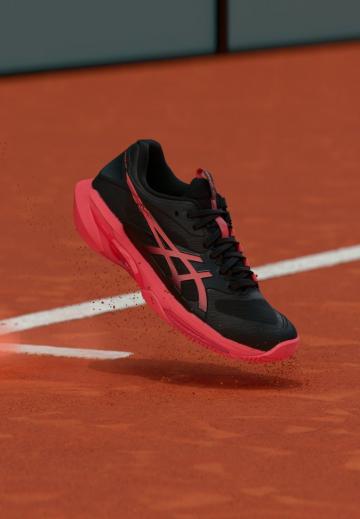 Теннисные кроссовки