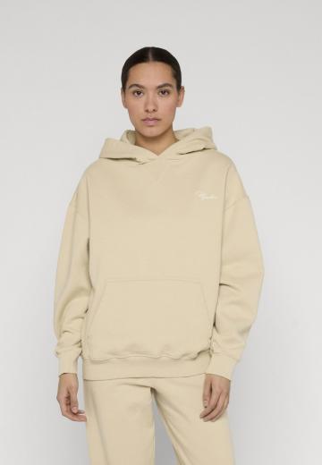 Пуловер с капюшоном