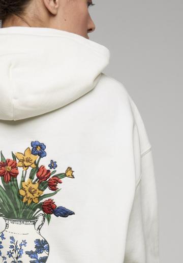 Пуловер с капюшоном