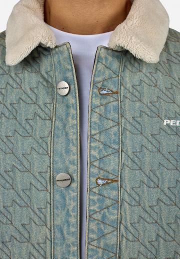 Джинсовая куртка