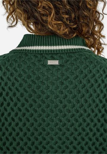 Вязаная кофта