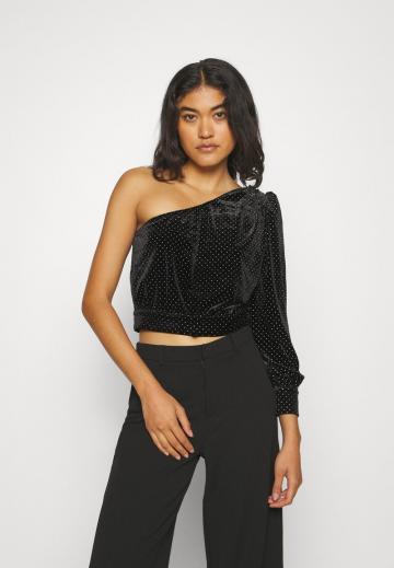 Топ на одно плечо