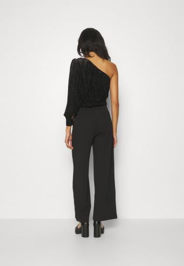 Топ на одно плечо