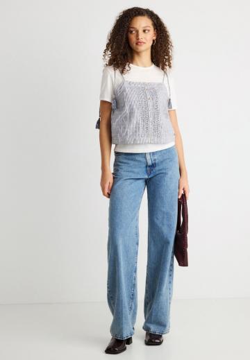 Топ на бретельках