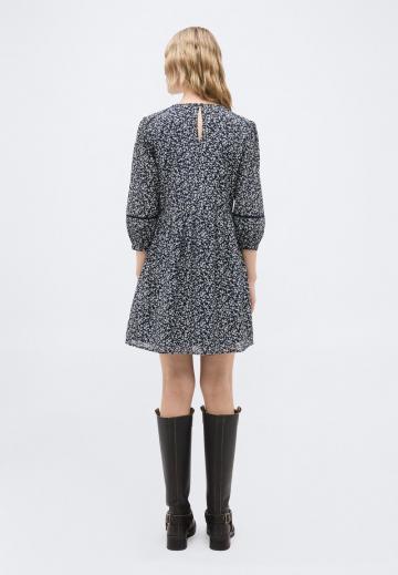 Короткое платье