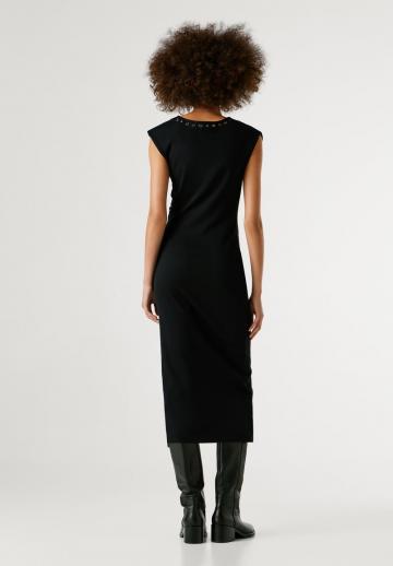 Вязаное платье