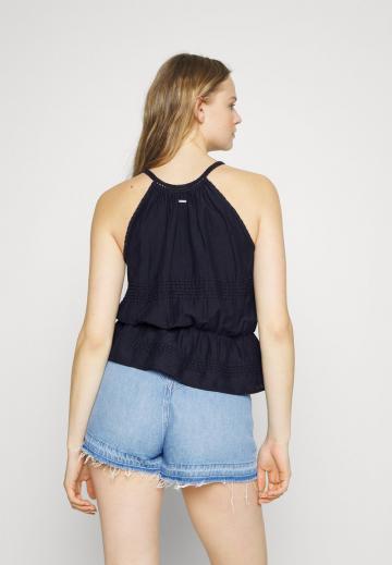 Топ на бретельках