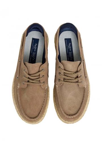 Ботинки на шнуровке