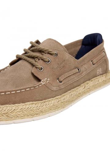 Ботинки на шнуровке