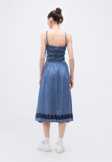 Джинсовый комбинезон