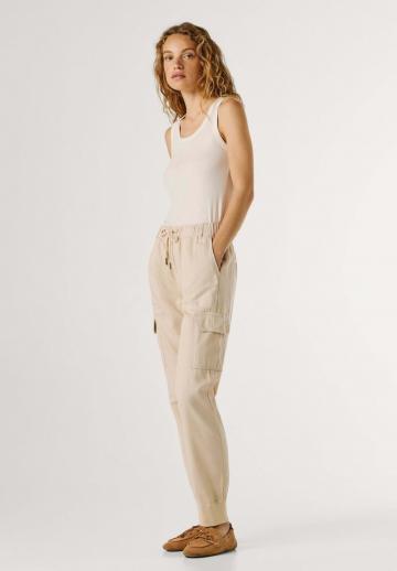 Брюки с накладными карманами