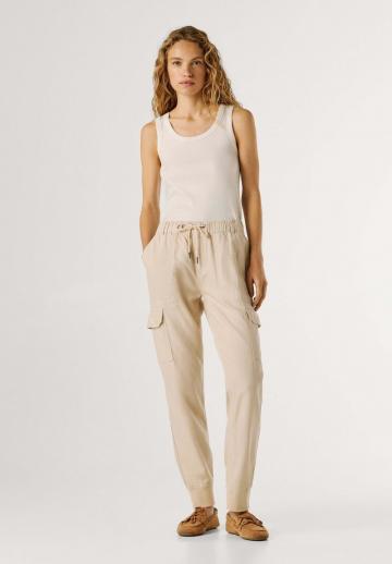 Брюки с накладными карманами