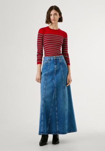 Пуловер в полоску