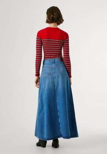 Пуловер в полоску