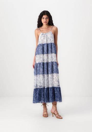 Длинное платье