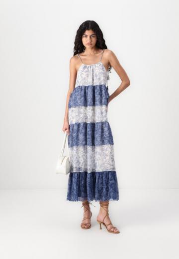 Длинное платье