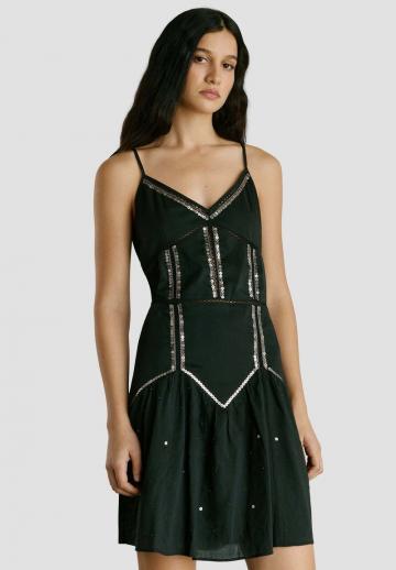 Короткое платье