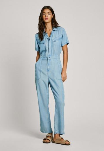 Джинсовый комбинезон