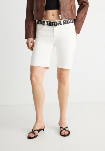 Джинсовые шорты