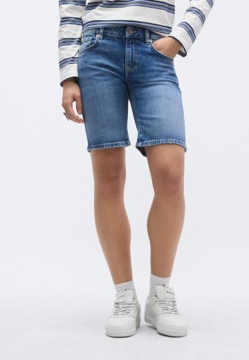 Джинсовые шорты