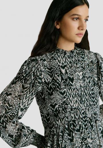 Короткое платье