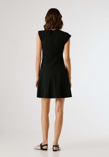 Короткое платье