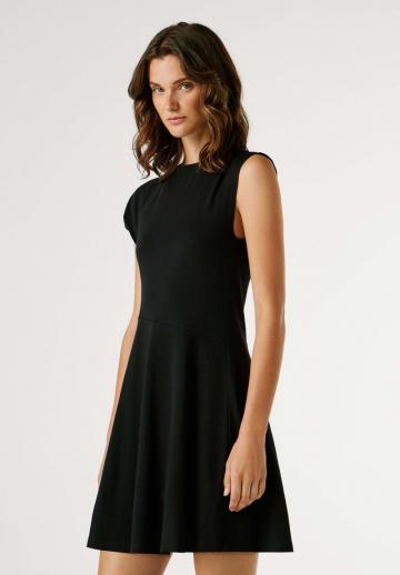 Короткое платье