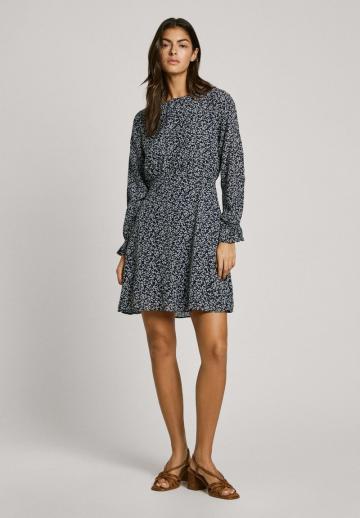 Короткое платье