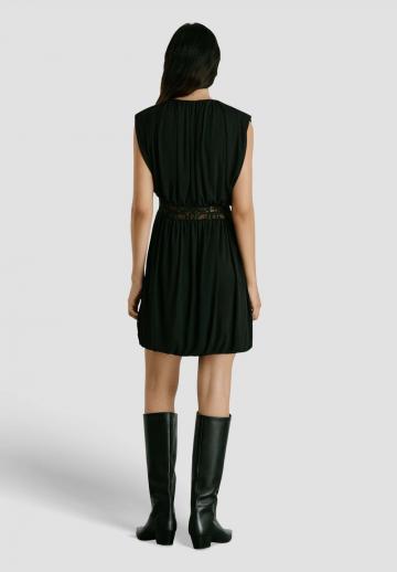 Короткое платье