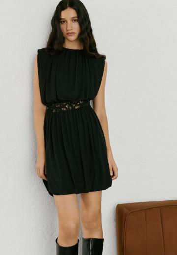 Короткое платье