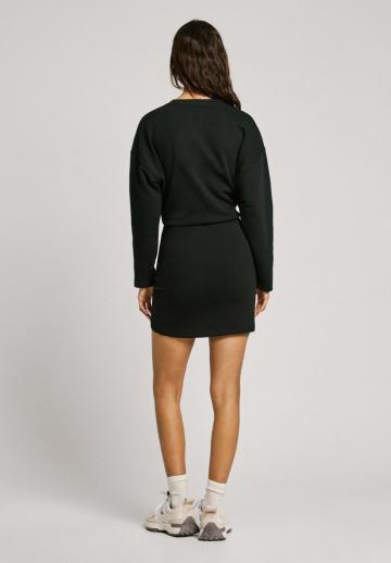 Платье футляр