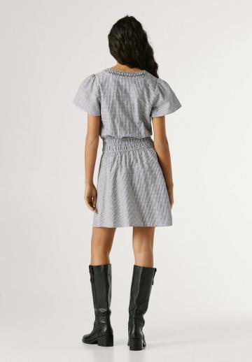 Короткое платье