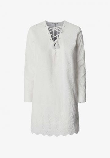 Короткое платье