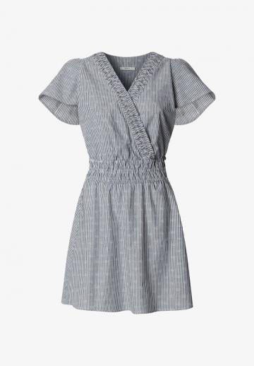 Короткое платье