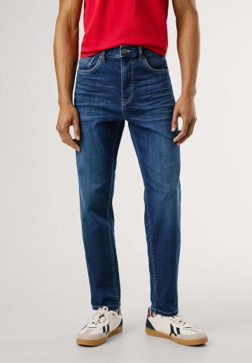 Прямые джинсы