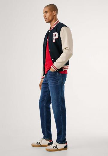 Прямые джинсы