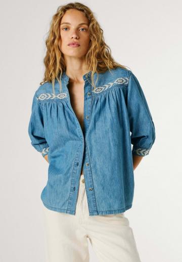 Джинсовая блузка