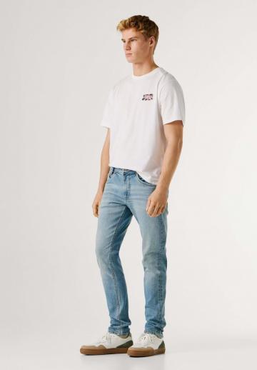 Прямые джинсы